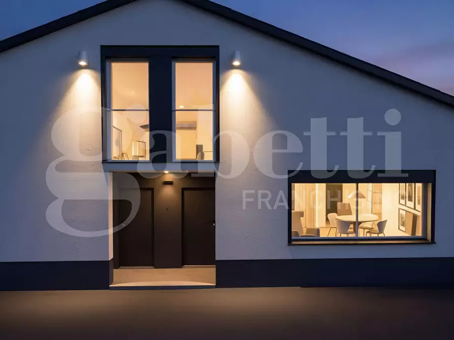 Immagine 10 di Appartamento in vendita  in Via Luigi Cherubini a Bologna