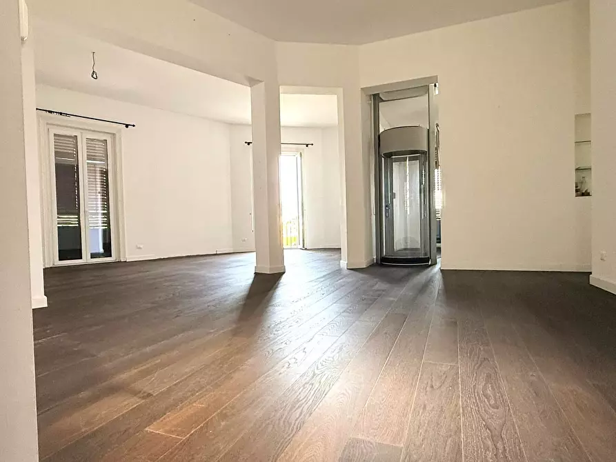 Immagine 2 di Attico in vendita  in Via Houel, 4 a Palermo