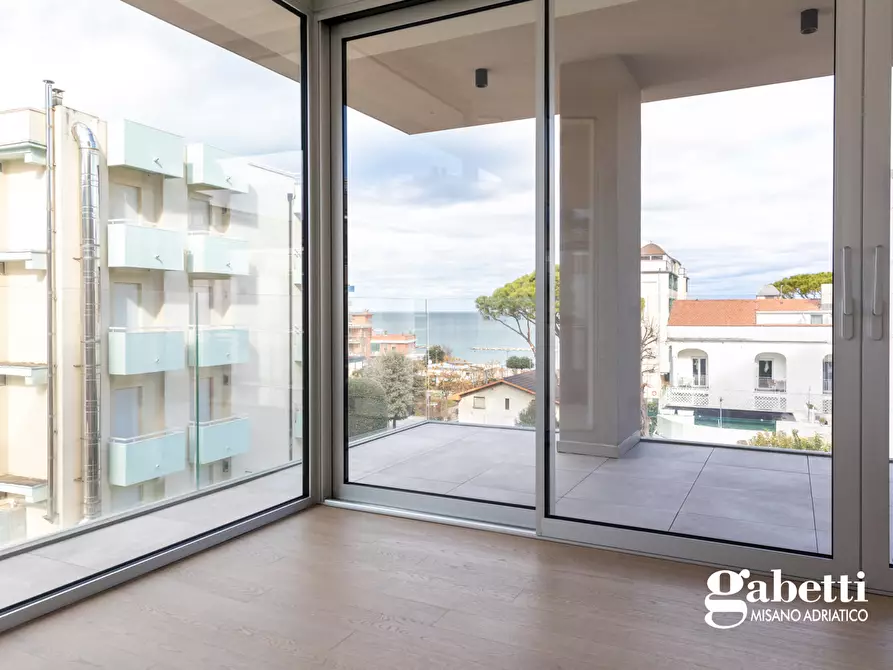 Immagine 3 di Appartamento in vendita  in Via F. Baracca, 1 a Gabicce Mare