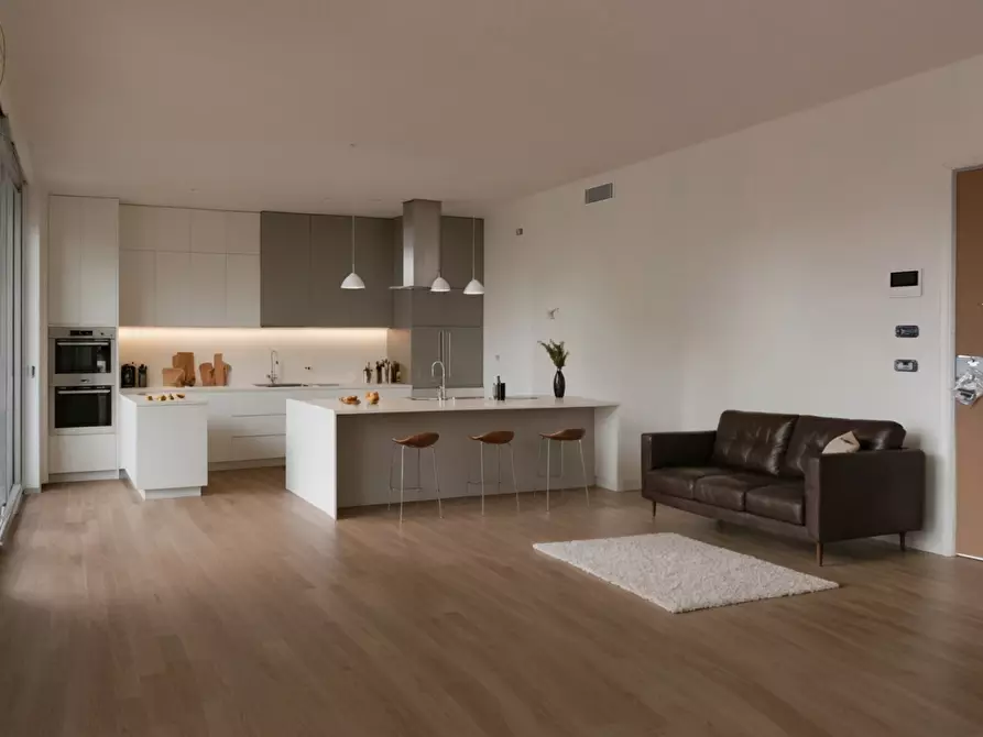Immagine 1 di Appartamento in vendita  in Via Romagna a Gabicce Mare
