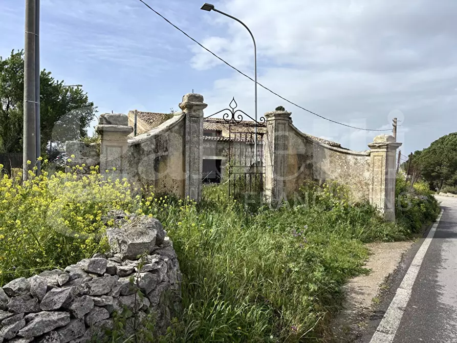 Immagine 2 di Casa indipendente in vendita  in Contrada Pezze, snc a Chiaramonte Gulfi