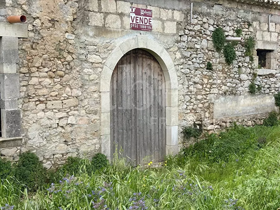 Immagine 29 di Casa indipendente in vendita  in Contrada Pezze, snc a Chiaramonte Gulfi