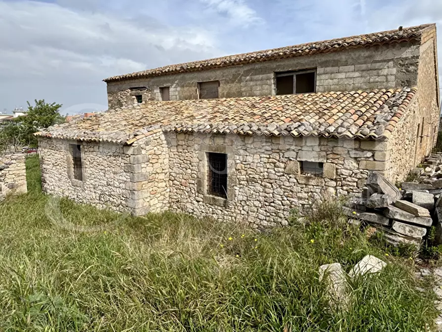 Immagine 11 di Casa indipendente in vendita  in Contrada Pezze, snc a Chiaramonte Gulfi