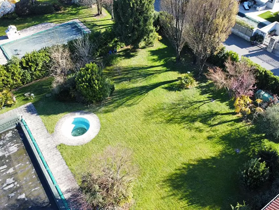 Immagine 7 di Appartamento in vendita  in Via del poggio, 1 a Rovato