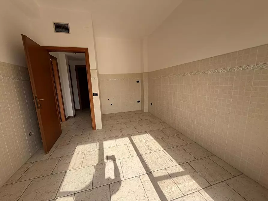 Immagine 13 di Appartamento in affitto  in Piazza Sella, 3 a Iglesias