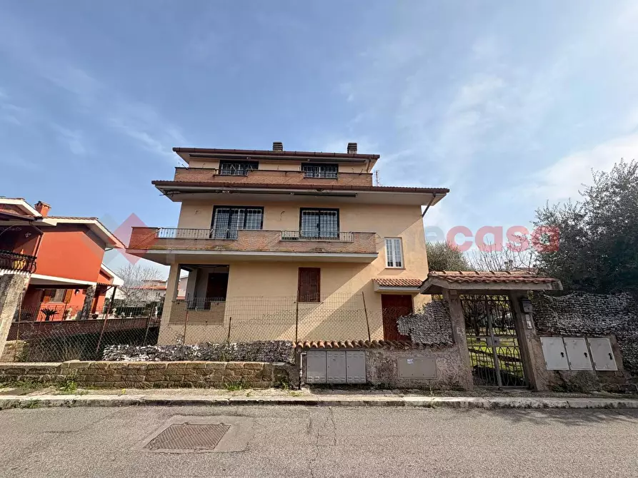 Immagine 1 di Appartamento in vendita  in Via Gabrio Casati, 24 a Guidonia Montecelio