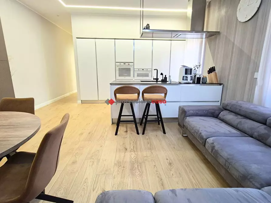 Immagine 2 di Appartamento in vendita  in Viale Giuseppe Mazzini, 36 a Foggia