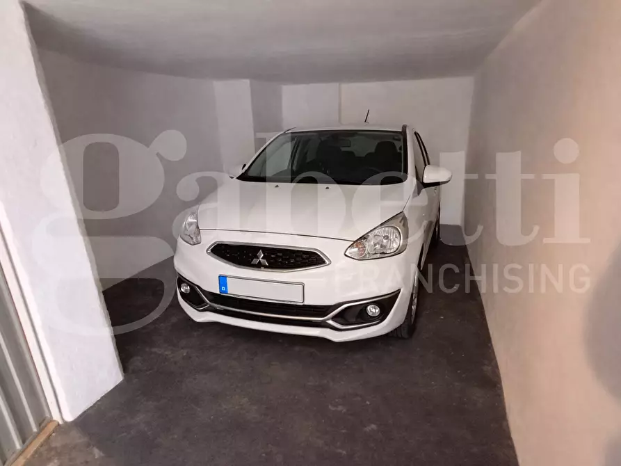 Immagine 9 di Box auto in vendita  in Via SOTTOMARINA - VIALE MEDITERRANEO, 00 a Chioggia
