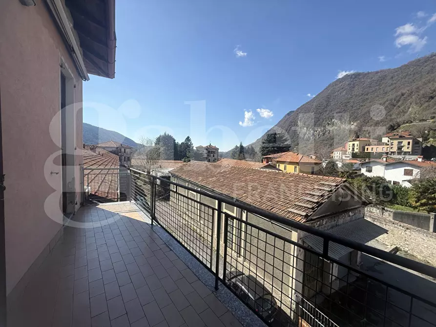 Immagine 3 di Appartamento in vendita  in Via gramsci, snc a Canzo