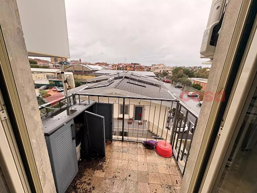 Immagine 3 di Appartamento in vendita  in Via Foscolo, 3 a Guidonia Montecelio