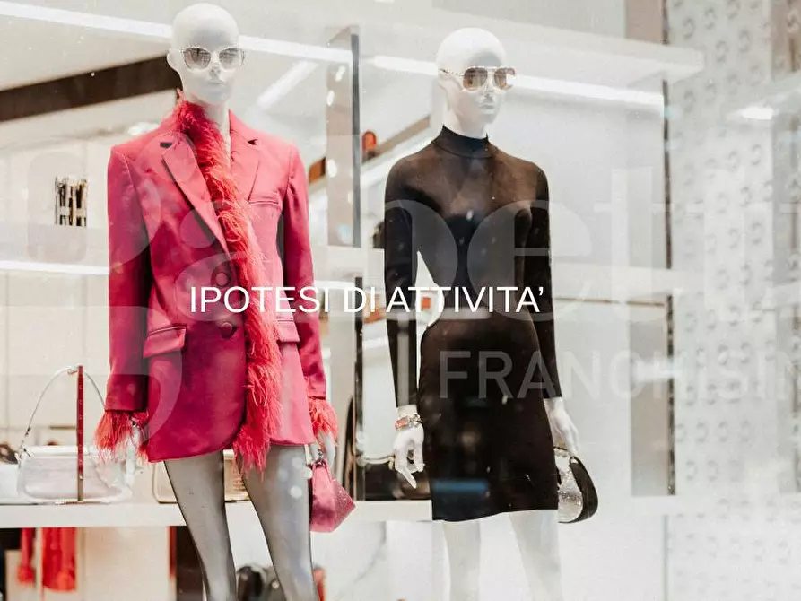 Immagine 2 di Negozio in affitto  in Via SOTTOMARINA- VIALE VENETO, 12 a Chioggia