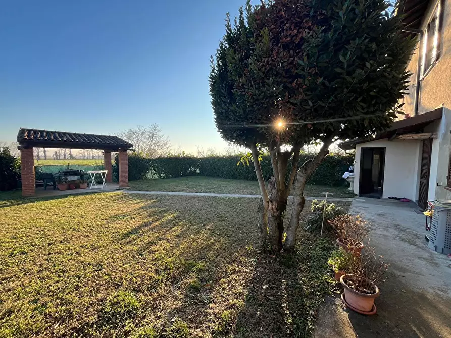 Immagine 2 di Rustico / casale in vendita  in Via verbano, 1 a Abbiategrasso