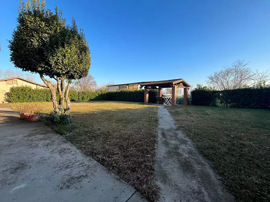 Immagine 35 di Rustico / casale in vendita  in Via verbano, 1 a Abbiategrasso