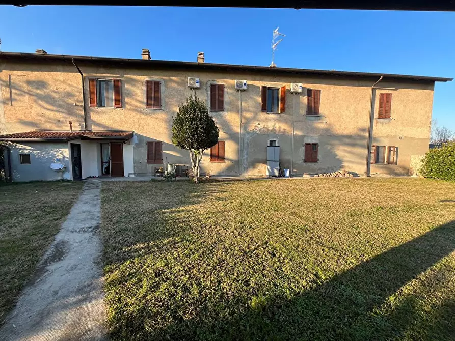 Immagine 1 di Rustico / casale in vendita  in Via verbano, 1 a Abbiategrasso