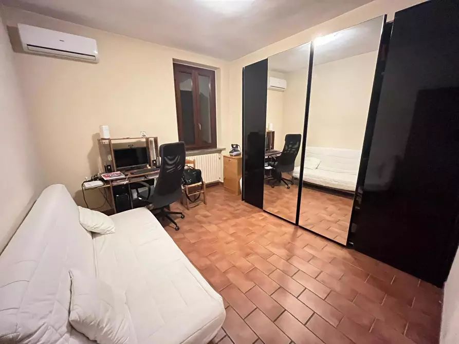 Immagine 24 di Rustico / casale in vendita  in Via verbano, 1 a Abbiategrasso