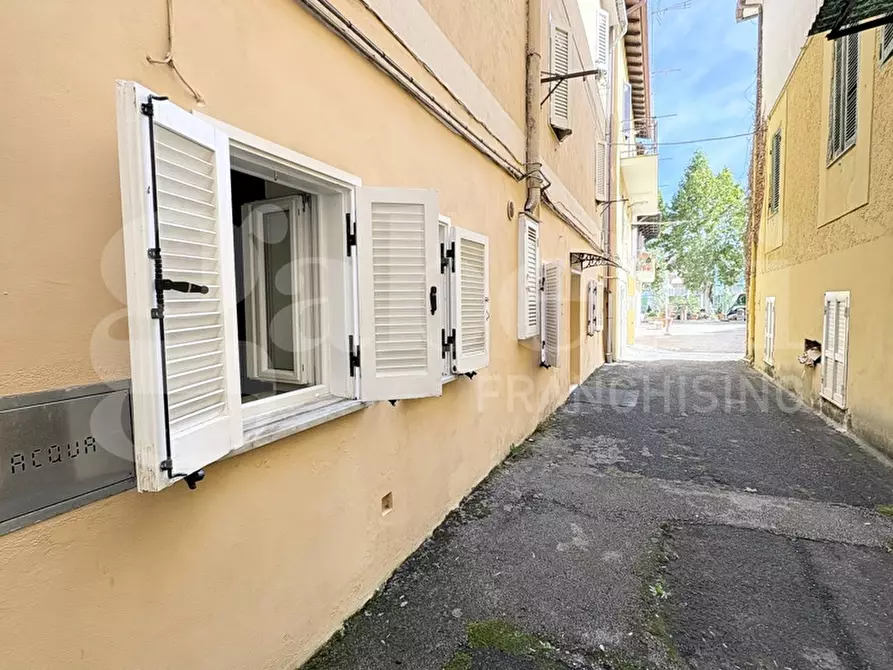Immagine 2 di Appartamento in vendita  in Piazza San Gioacchino, 8 a Colleferro