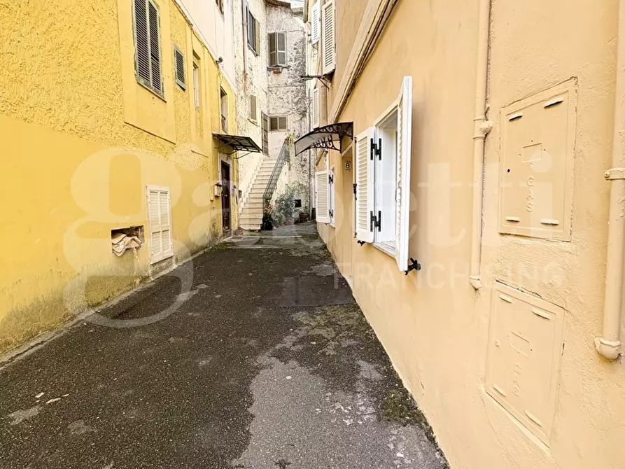 Immagine 4 di Appartamento in vendita  in Piazza San Gioacchino, 8 a Colleferro