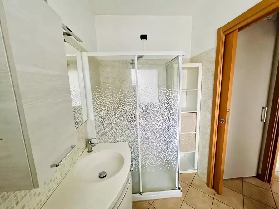 Immagine 9 di Appartamento in vendita  in Via XXIX Maggio, sc a Legnano