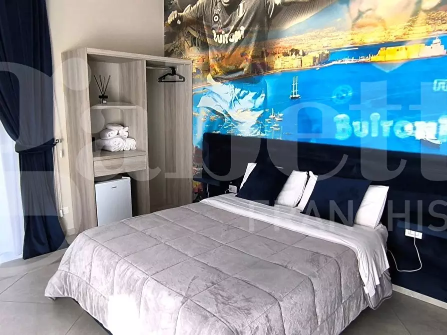 Immagine 16 di Appartamento in vendita  in Corso Garibaldi a Napoli