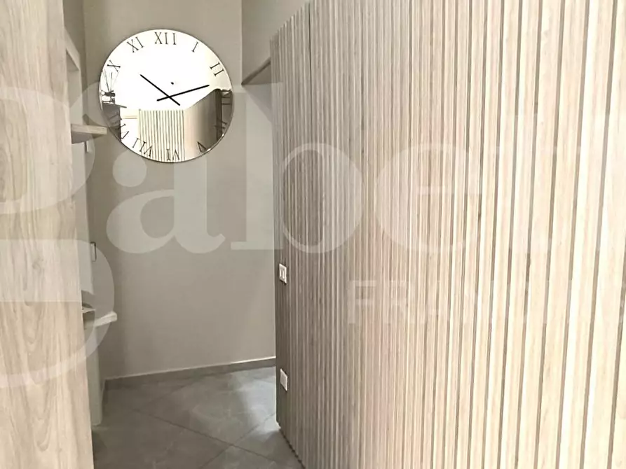 Immagine 4 di Appartamento in vendita  in Corso Garibaldi a Napoli