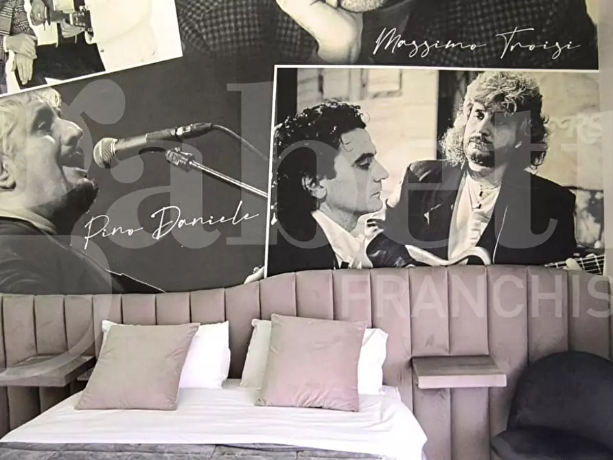 Immagine 10 di Appartamento in vendita  in Corso Garibaldi a Napoli