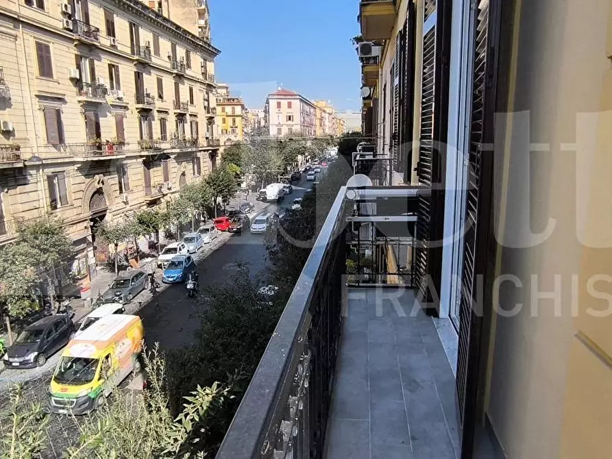 Immagine 42 di Appartamento in vendita  in Corso Garibaldi a Napoli