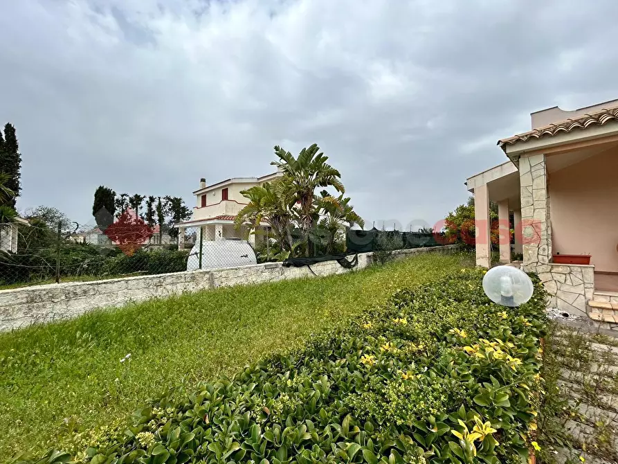 Immagine 6 di Villa in vendita  in Via isola bali, 58 a Siracusa