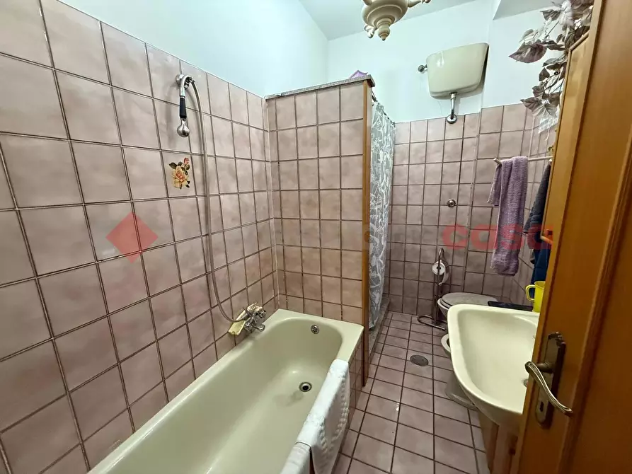 Immagine 39 di Appartamento in vendita  in Via Rodolfo Lanciani, 24 a Tivoli