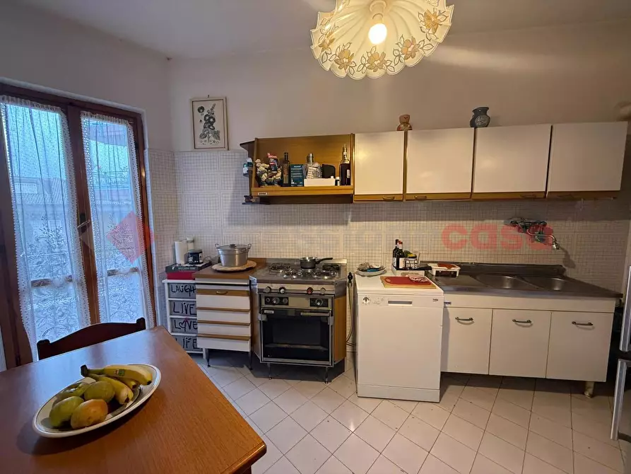 Immagine 10 di Appartamento in vendita  in Via Rodolfo Lanciani, 24 a Tivoli