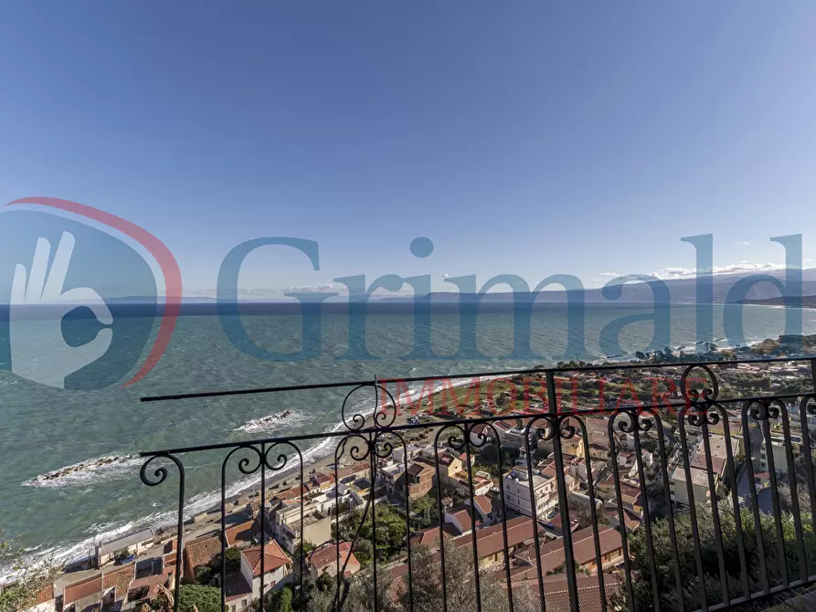 Immagine 18 di Villa in vendita  in Contrada Piano Rocca a Messina