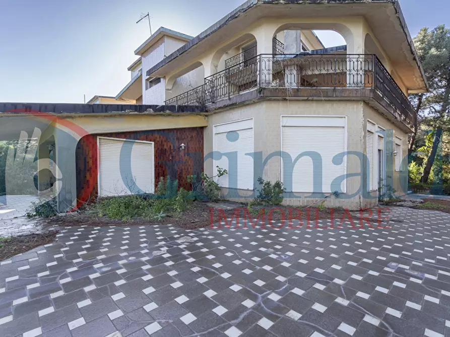 Immagine 33 di Villa in vendita  in Contrada Piano Rocca a Messina