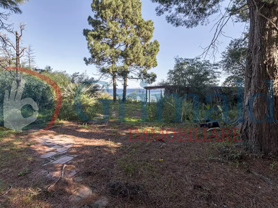 Immagine 15 di Villa in vendita  in Contrada Piano Rocca a Messina
