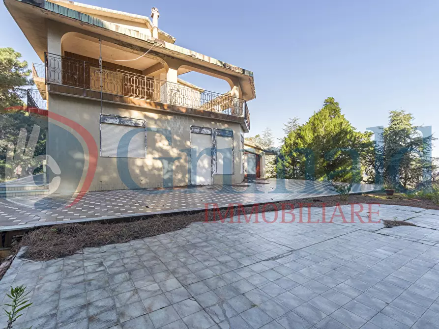 Immagine 11 di Villa in vendita  in Contrada Piano Rocca a Messina