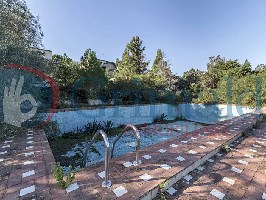 Immagine 25 di Villa in vendita  in Contrada Piano Rocca a Messina