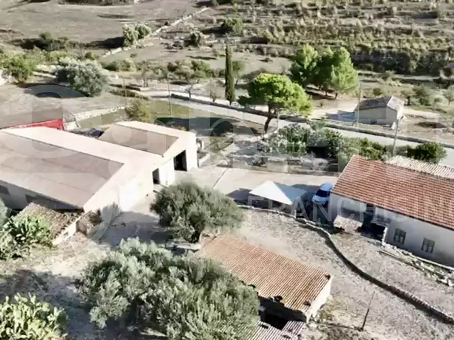 Immagine 8 di Villa in vendita  in Contrada San Giacomo, snc a Ragusa