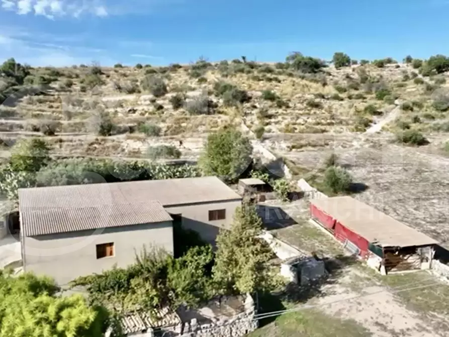 Immagine 13 di Villa in vendita  in Contrada San Giacomo, snc a Ragusa