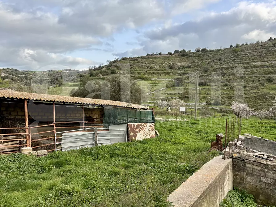 Immagine 35 di Villa in vendita  in Contrada San Giacomo, snc a Ragusa