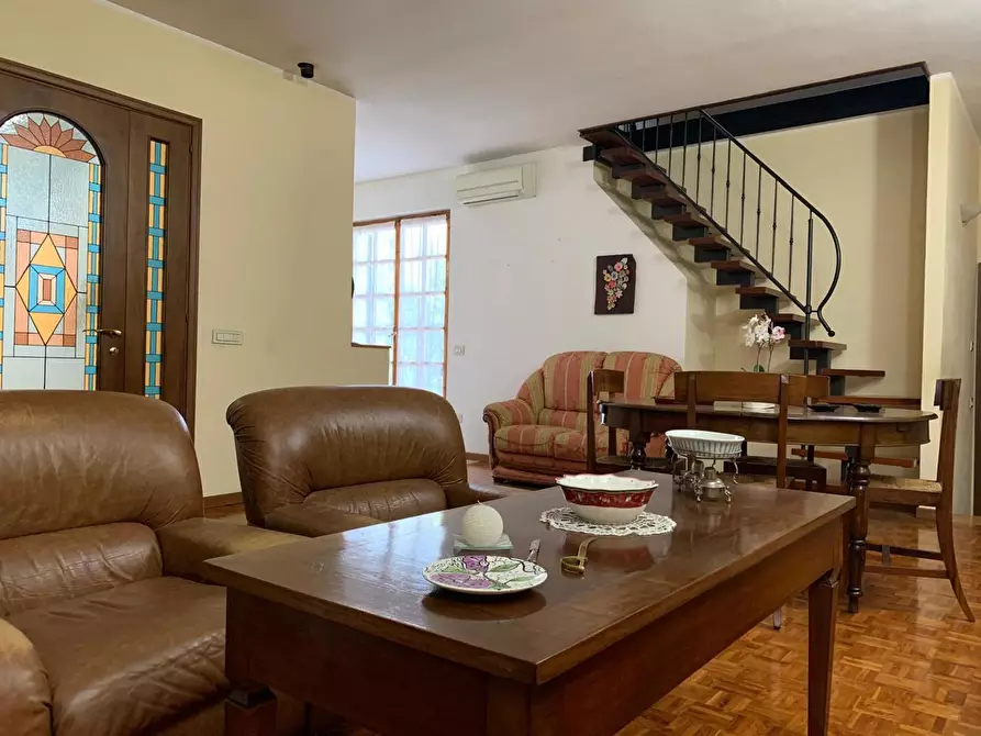 Immagine 1 di Appartamento in vendita  in Viale Roma, 13 a Civitella Di Romagna