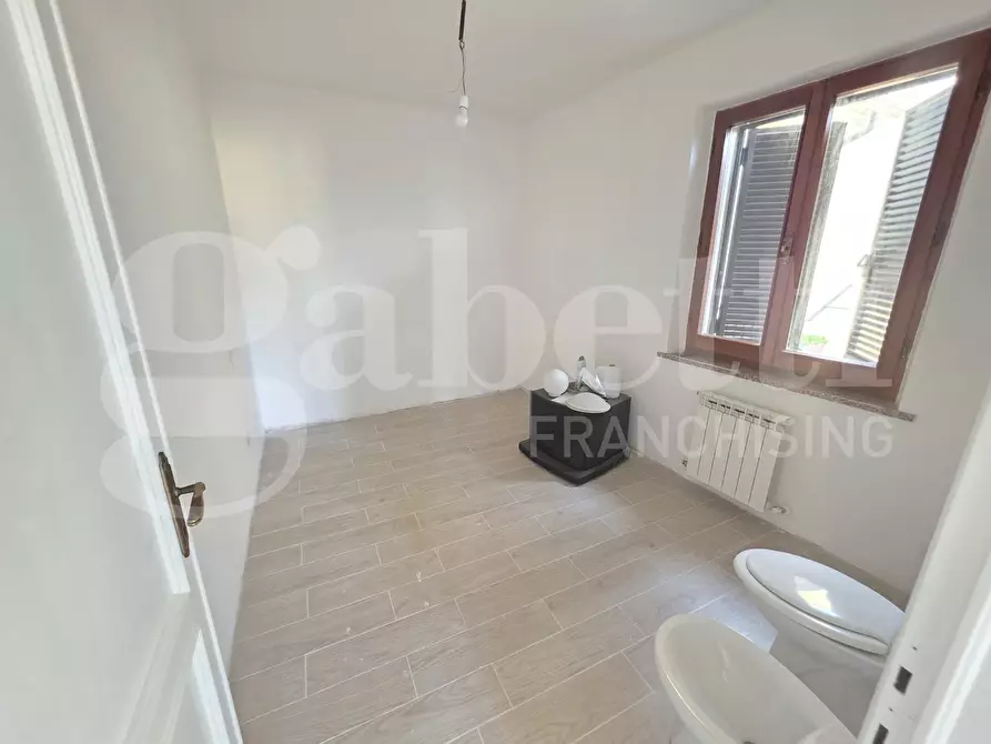 Immagine 8 di Appartamento in vendita  in Viale MICHELANGELO, 1 a Assisi
