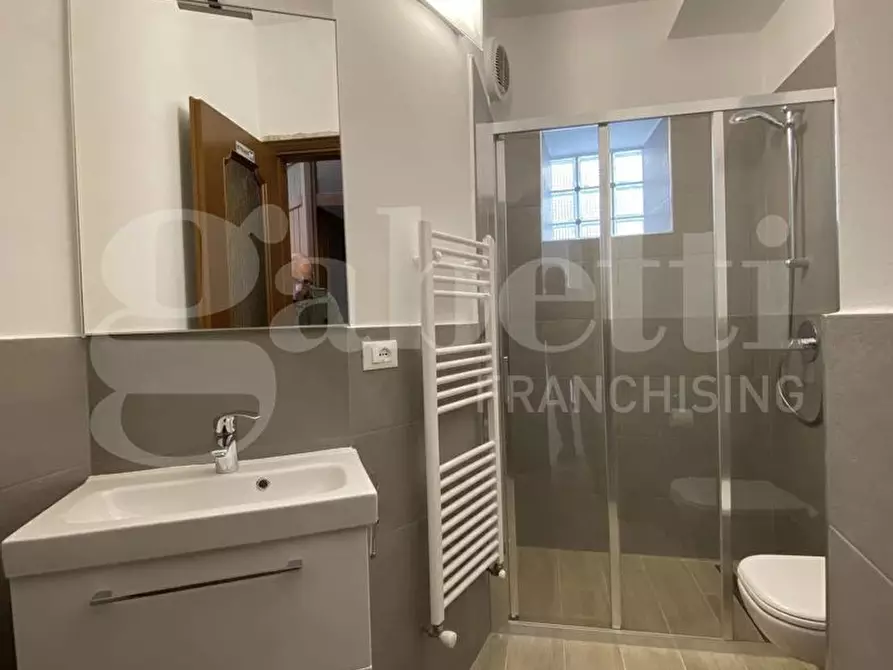 Immagine 16 di Appartamento in vendita  in Piazza pio, snc a Barni