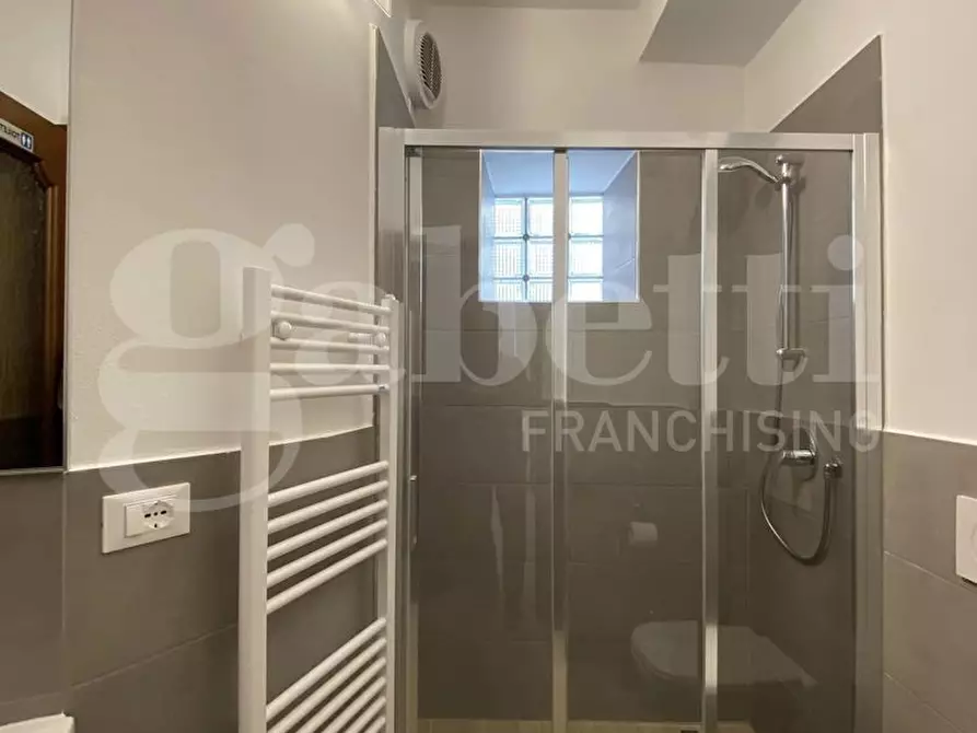 Immagine 12 di Appartamento in vendita  in Piazza pio, snc a Barni