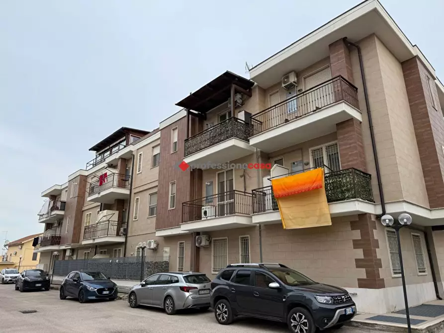 Immagine 1 di Appartamento in vendita  in Viale Alfonso D'aragona, 6 a Foggia