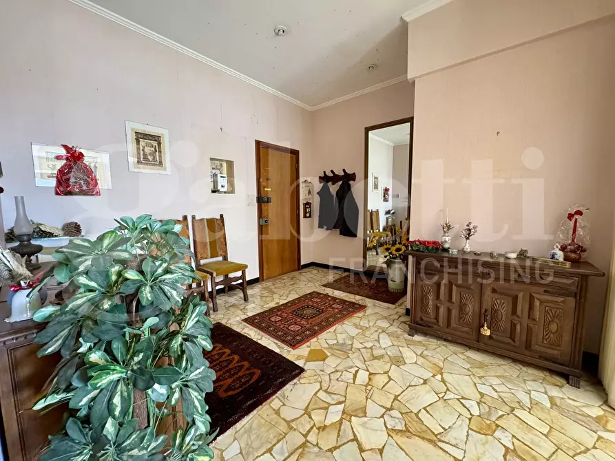 Immagine 2 di Appartamento in vendita  in Via Opisso, 80 a Genova