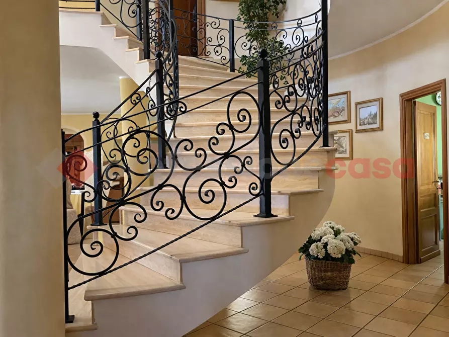 Immagine 9 di Villa in vendita  in Via Aldo moro, 1 a Alatri