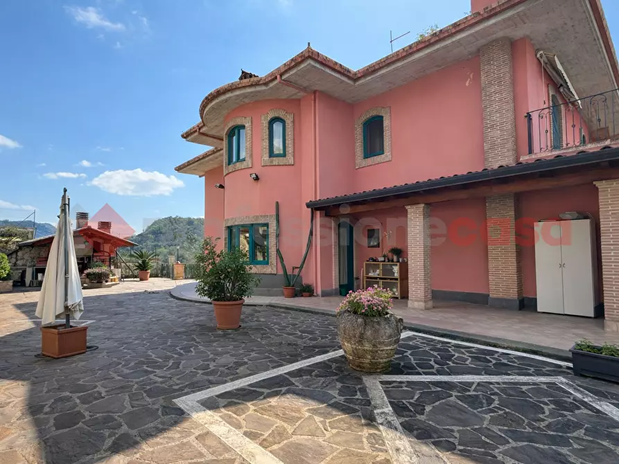 Immagine 6 di Villa in vendita  in Via Aldo moro, 1 a Alatri