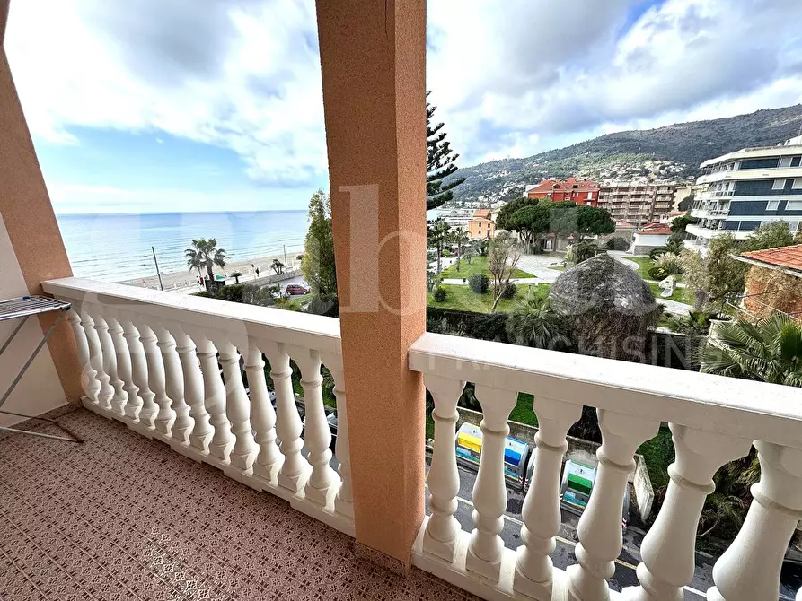 Immagine 6 di Appartamento in vendita  in Via Aurelia, 118 a Andora