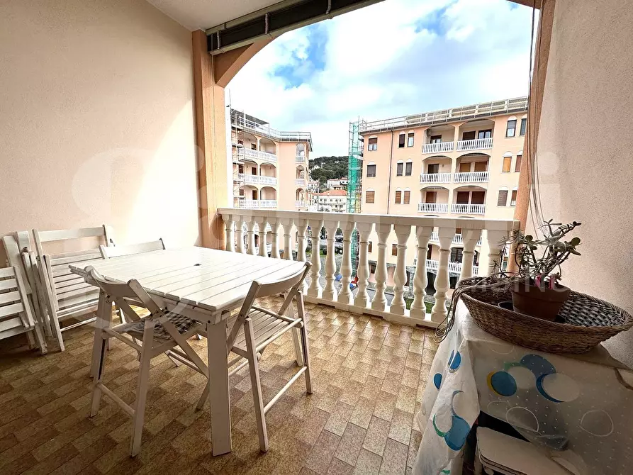 Immagine 3 di Appartamento in vendita  in Via Aurelia, 118 a Andora