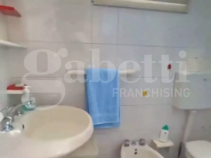 Immagine 10 di Appartamento in vendita  in Via CAGLIARI, 54 a Ragusa