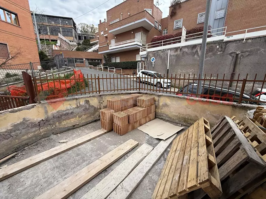 Immagine 24 di Appartamento in vendita  in Via delle Piagge, 28 a Tivoli