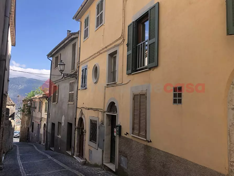 Immagine 11 di Appartamento in vendita  in Via Urbano Sabellico, 36 a Alatri